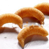 Snack pulling and cutting machine