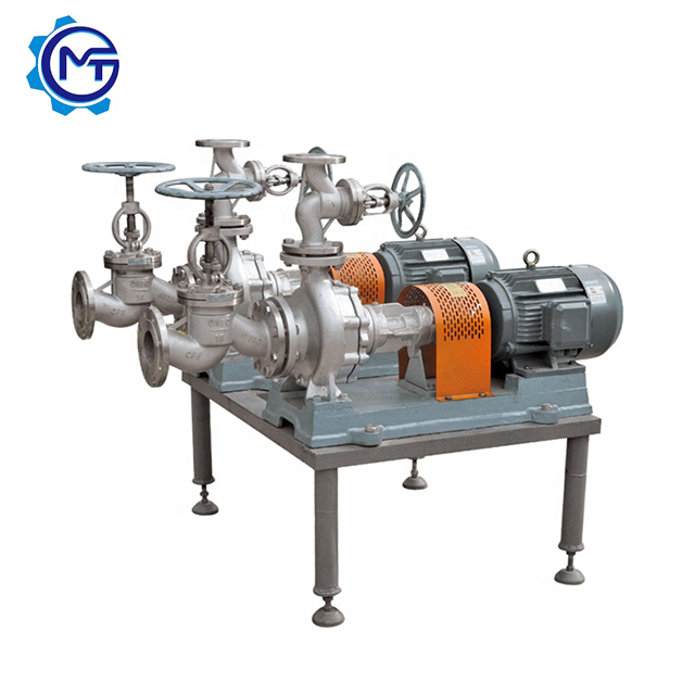 Oil film continuous food snack fryer